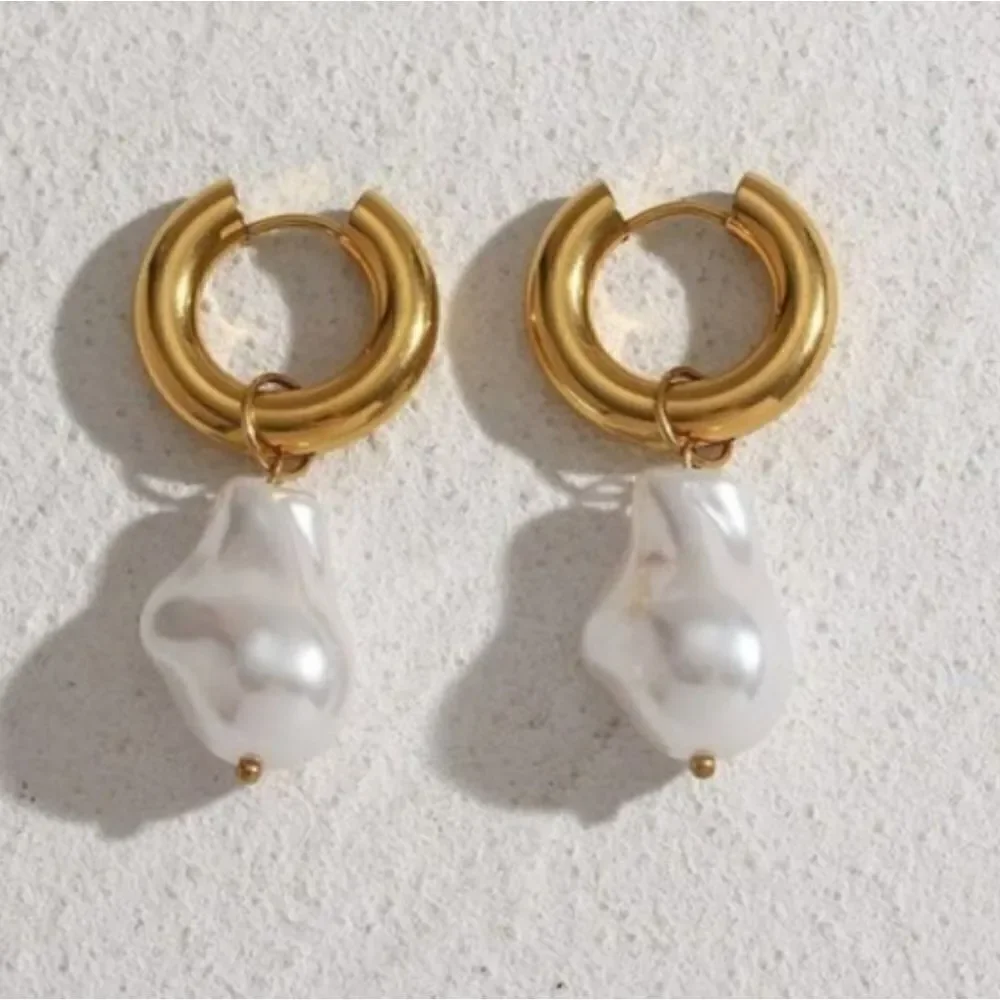 Vintage Pearl Baroque Charm PVD 18K Plated Gold Hoop Earrings Stainless Steel